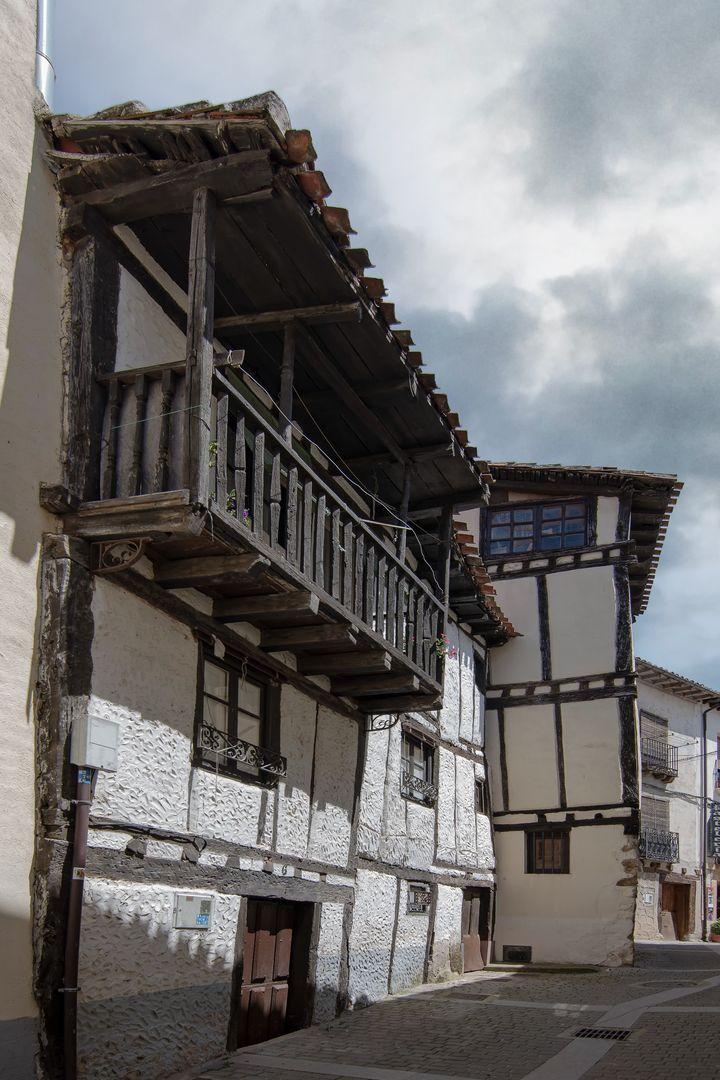 Fachadas de Covarrubias